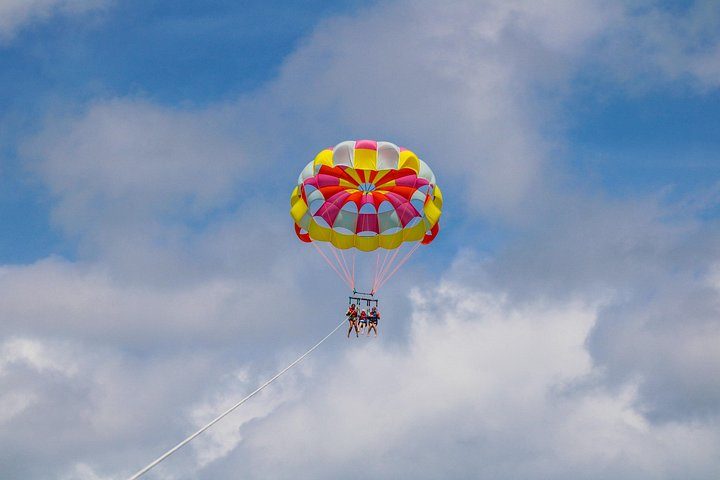 Aruba Parasailing Adventure, photo 10 of 10