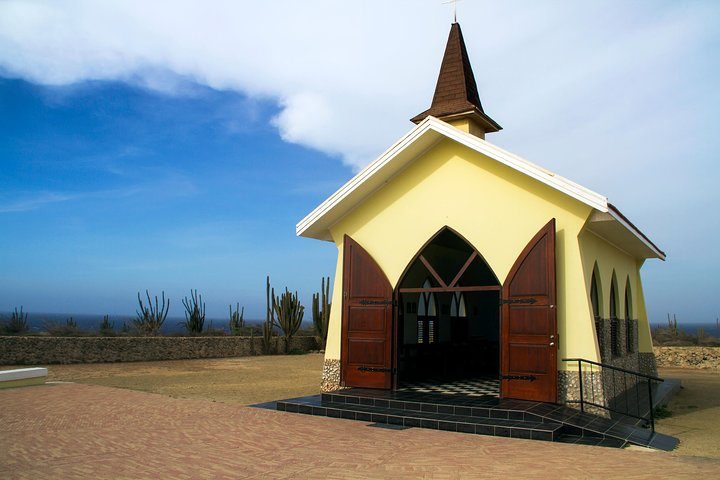 Aruba Sightseeing Tour with Transport, photo 10 of 10
