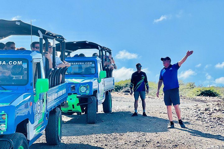 Aruba Jeep Tour: Natural Pool, Caves and Baby Beach Adventure, photo 7 of 10