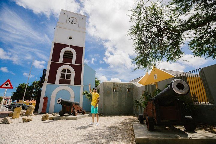 Aruba Downtown Historic and Cultural Walking Tour, photo 3 of 10