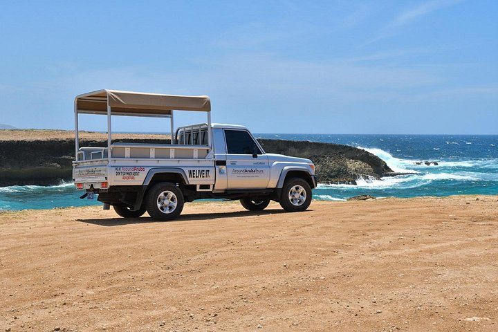 Aruba Private Open-Air Safari Jeep Tour + Arikok and Conchi Pool, photo 3 of 4