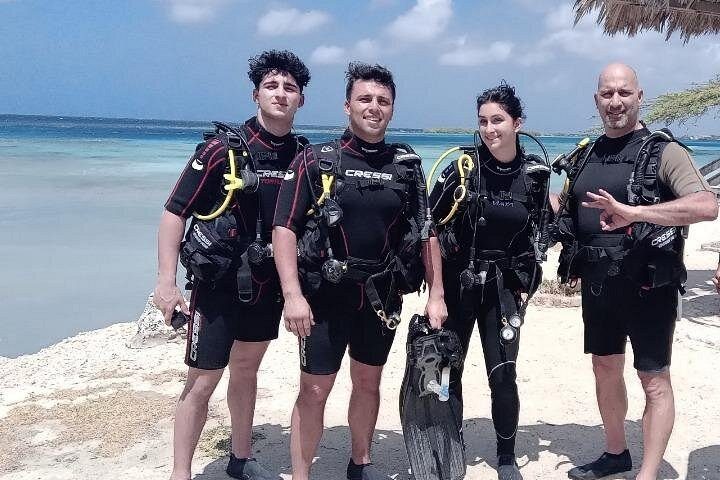 Aruba PADI Scuba Diving Program Non Certified Divers, photo 10 of 10