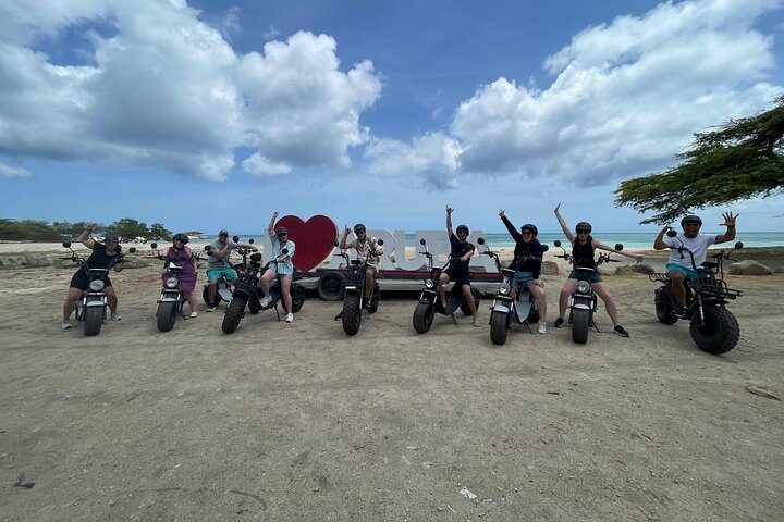 Guided 3-Hour E-Scooter Island Tour in Aruba (1 or 2-seater), photo 7 of 10