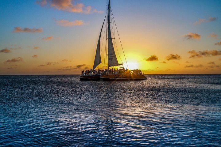Aruba Sunset Sail with Open Bar, photo 3 of 10
