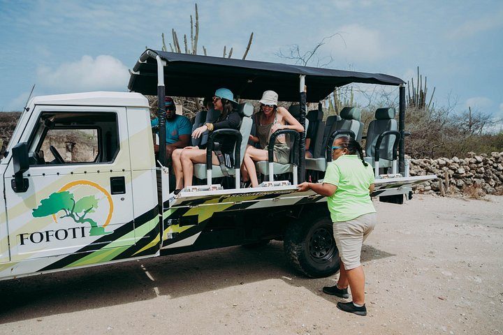 Aruba Signature Jeep Tour: Natural Pool and Baby Beach, photo 6 of 10