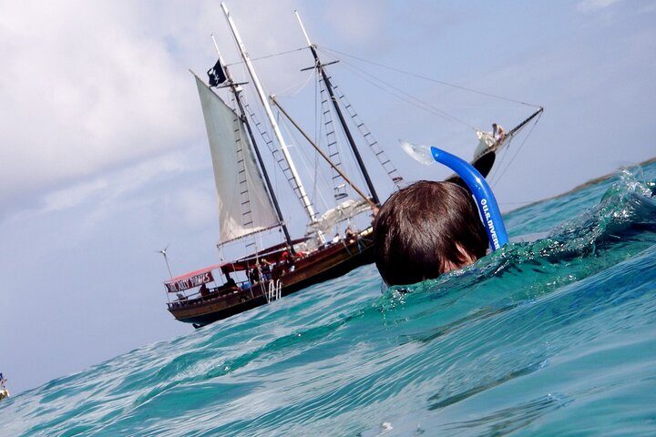 Aruba Snorkel Cruise with Open Bar and Lunch, photo 9 of 10