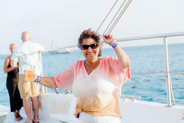 Aruba Sunset Catamaran Sail with Appetizers and Open Bar, photo 7 of 10