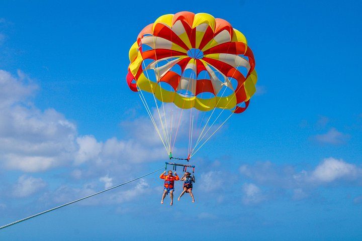 Aruba Parasailing Adventure, photo 5 of 10