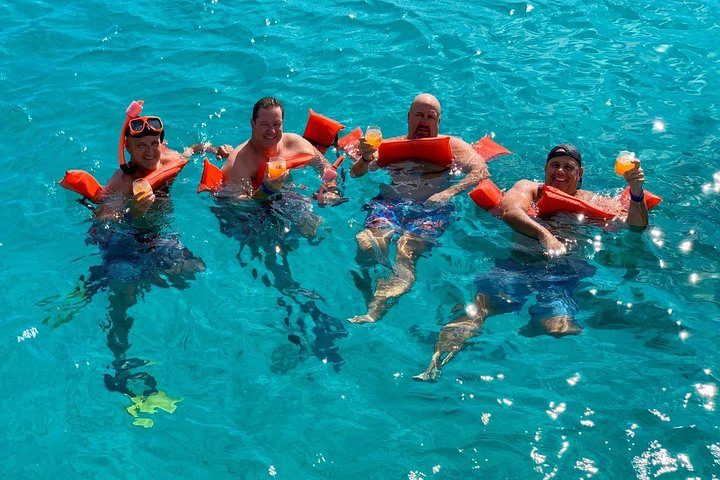 Private Aruba Snorkeling Excursion with Rum Punch, photo 3 of 10