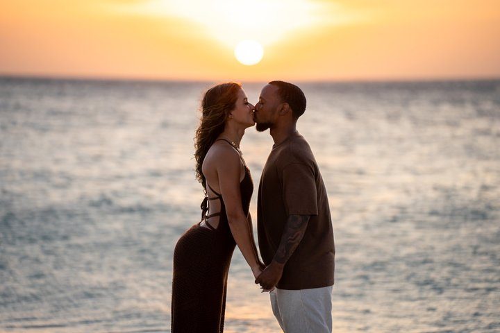 Aruba: Private Vacation Photoshoot with Photographer, photo 2 of 10