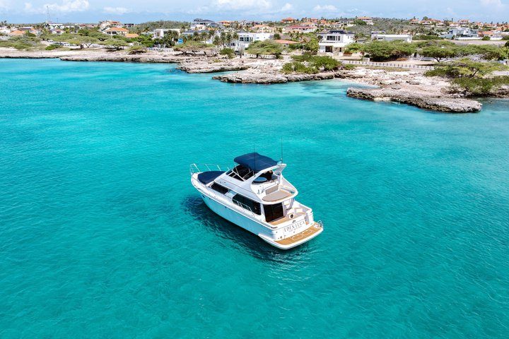 Luxury Private Yacht Charter Aruba - Eden Luca Yachts, photo 5 of 10