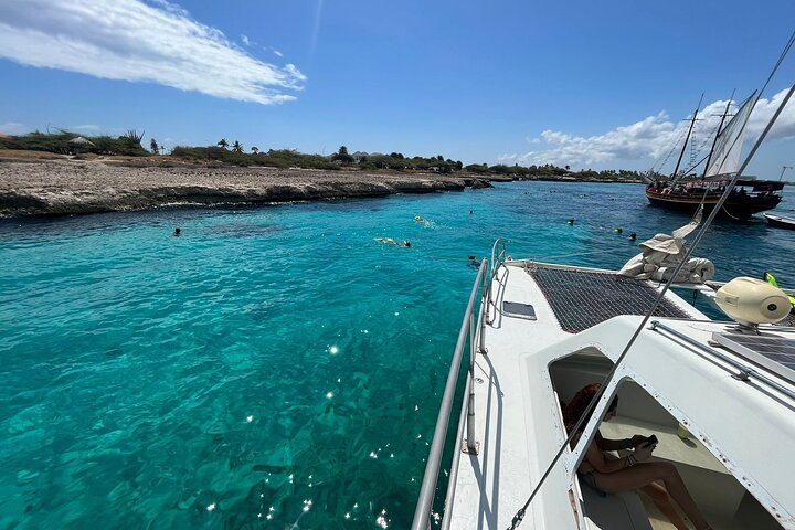 Banana Adventure Catamaran Shipwreck Snorkel and Turtle Swim, photo 5 of 5