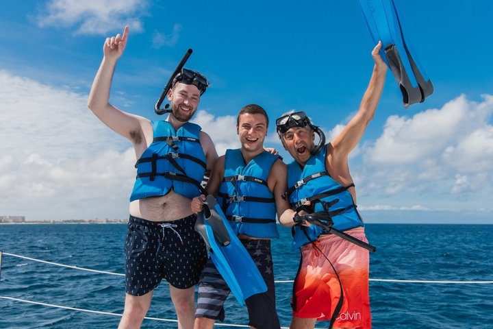 Arusun Catamaran Sail with Snorkeling in Aruba, photo 5 of 10