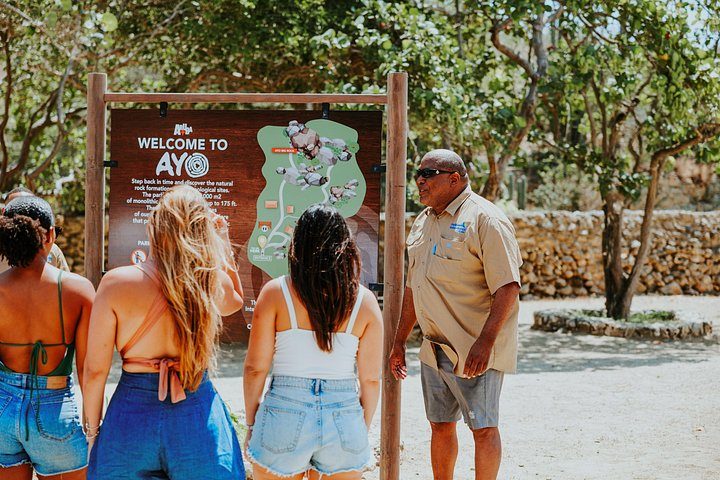 Aruba Natural Wonders Caves and Natural Pool Jeep Tour, photo 4 of 10