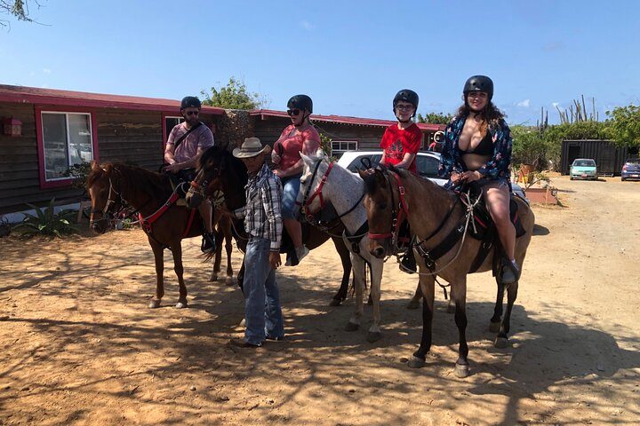 2-Hour Horseback Riding Tour to Little Natural Bridge in Aruba, photo 7 of 10