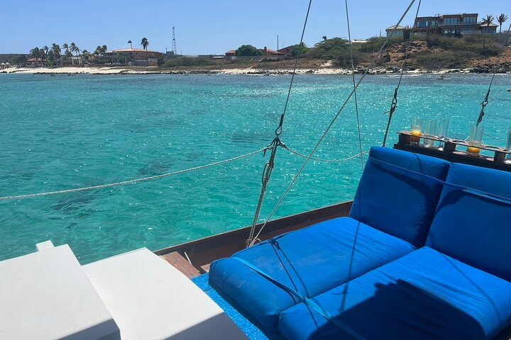 Adults Only Catalina Bay Small Group Snorkel & Sunset Sail, photo 9 of 10