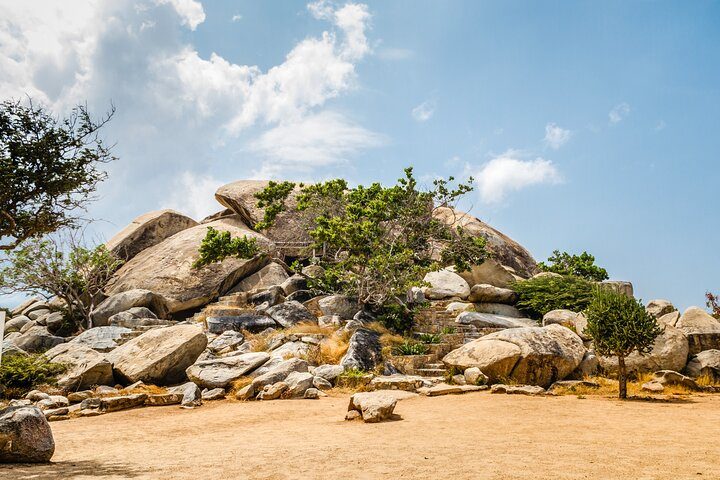 Aruba Sightseeing Tour with Transport, photo 9 of 10