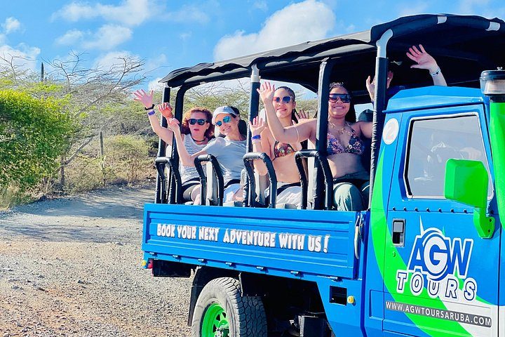 Aruba Jeep Tour: Natural Pool, Caves and Baby Beach Adventure, photo 10 of 10