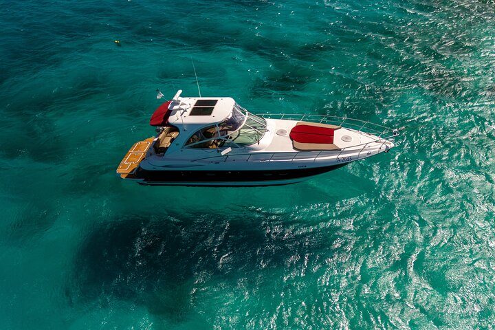 Luxury Private Yacht Charter Aruba - Eden Luca Yachts, photo 4 of 10