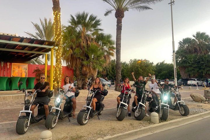 Guided 3-Hour E-Scooter Island Tour in Aruba (1 or 2-seater), photo 4 of 10
